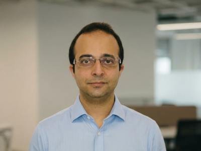 Dr Mukul Mahindra